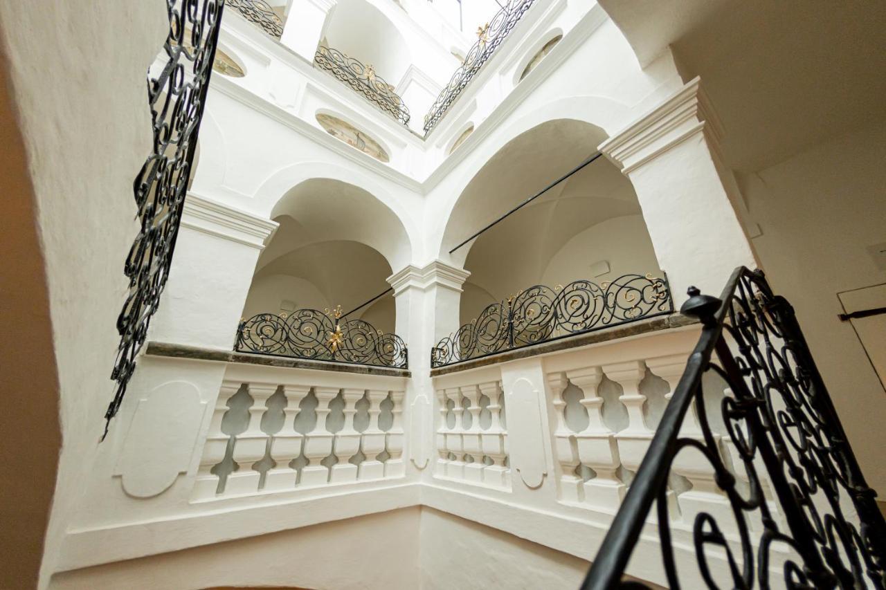 Servus Apartments Old Town Premium Passavia Esterno foto